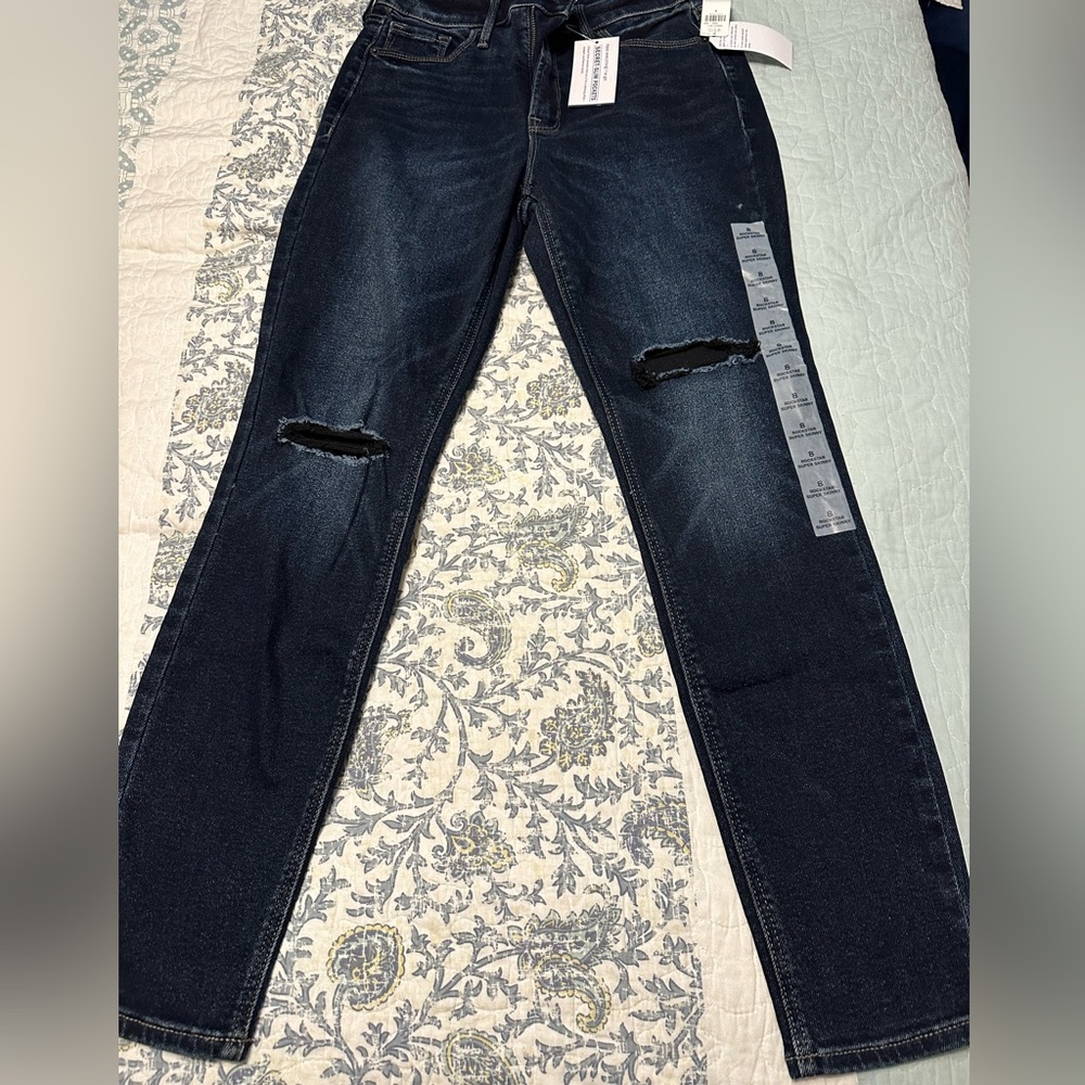 Brand new Old Navy rockstar super skinny size 8 blue jeans high rise